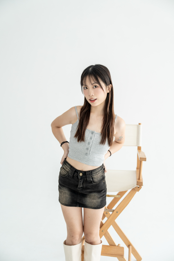 .‎˖٭*.性感小背心˖ ࣪⊹